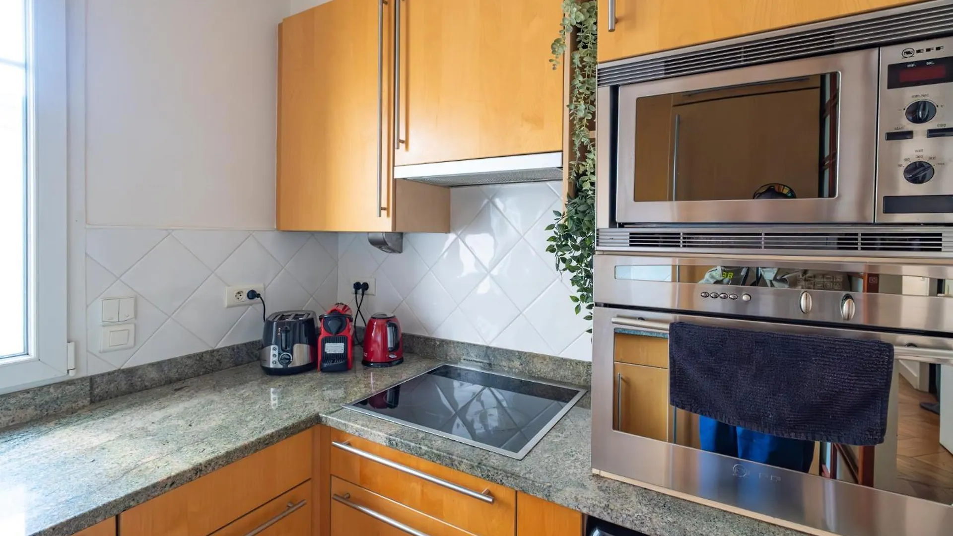 Spacious Apartment For 6 People Paris